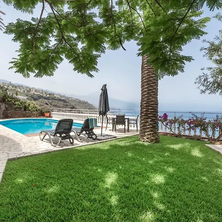 Дом отдыха Pool House With Dream View