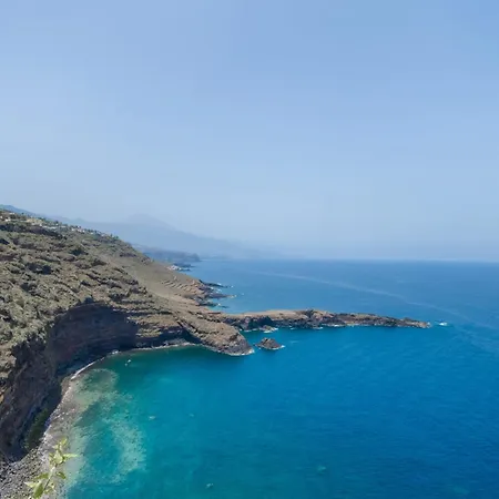 Vakantiehuis Pool House With Dream View
