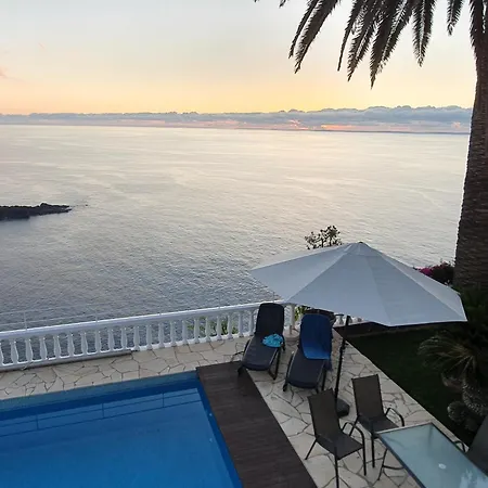 Pool House With Dream View Дом отдыха